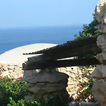 I Dammusi Di Borgo Cala Creta Λαμπεντούζα