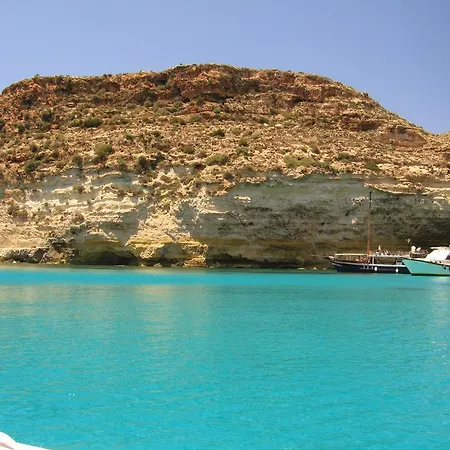 I Dammusi Di Borgo Cala Creta 3*
