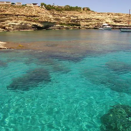 I Dammusi Di Borgo Cala Creta Отель 3*