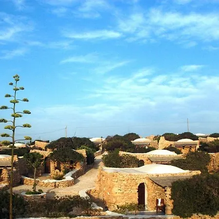 Отель I Dammusi Di Borgo Cala Creta