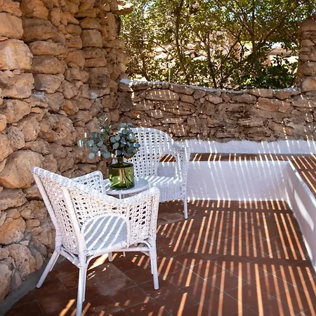 I Dammusi Di Borgo Cala Creta 3*