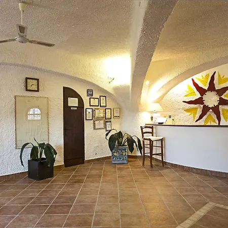 Отель I Dammusi Di Borgo Cala Creta 3*