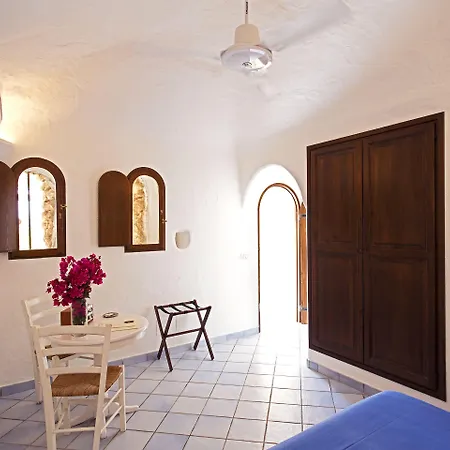 Отель I Dammusi Di Borgo Cala Creta 3*