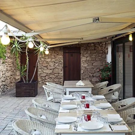 I Dammusi Di Borgo Cala Creta Лампедуза