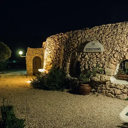 Отель I Dammusi Di Borgo Cala Creta