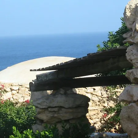 I Dammusi Di Borgo Cala Creta Лампедуза