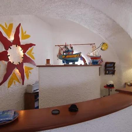 Отель I Dammusi Di Borgo Cala Creta Лампедуза