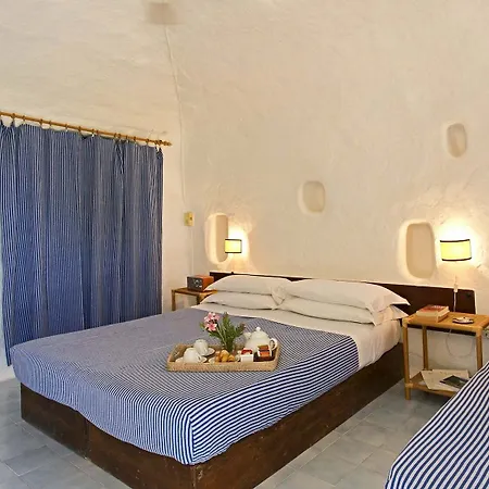 Отель I Dammusi Di Borgo Cala Creta